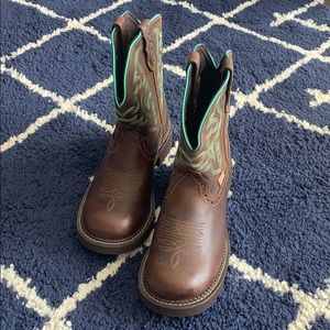 Justin Gypsy Round Toe Western Boots